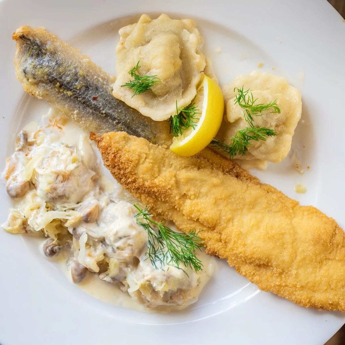 Miniature portions of the traditional Quick Wigilia 12-Dish Sampler Platter, offering a festive Polish feast.