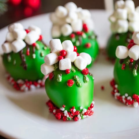 Elf Hat Chocolate Strawberries