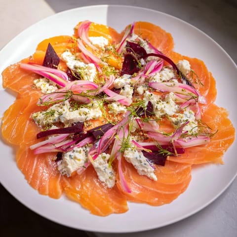 Zimowa deska z łososiem